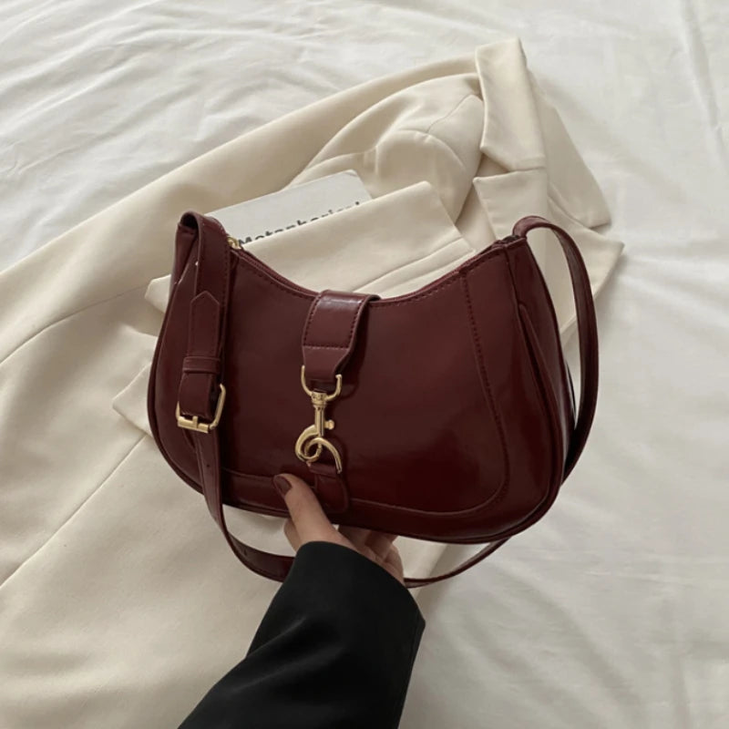 Chic Women's Crossbody Bag - Retro-Inspired Small Square Shoulder Purse with Zip Closure, Durable PU Material